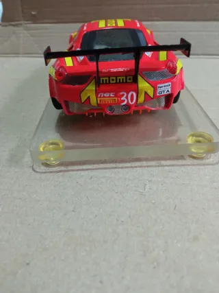 Ferrari GT3 Italia Momo black arrow