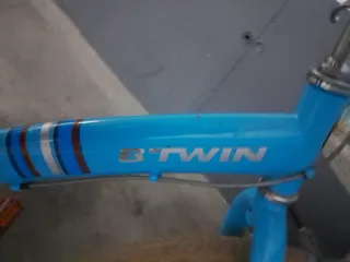 Bicicleta de paseo azul