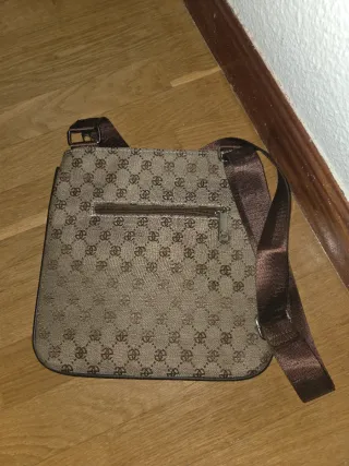 Bolso bandolera Gucci monograma