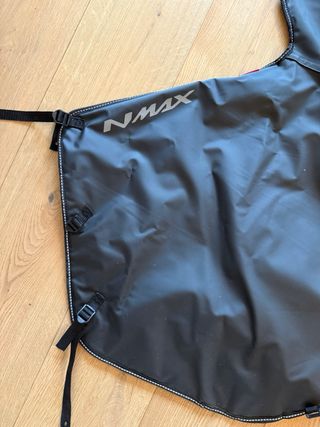 Manta Yamaha NMAX Oficial