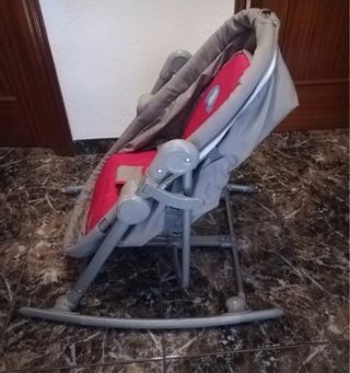 Moisés convertible en silla balancín