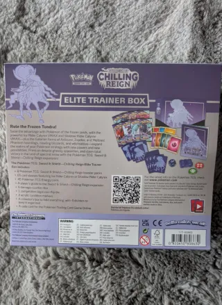 Pokemon TCG: Chilling Reign Elite Trainer Box