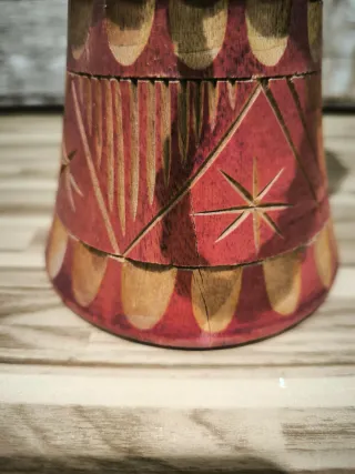 Djenbe pequeño de madera