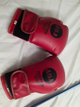 Guantes de Boxeo Mugendo Rojos