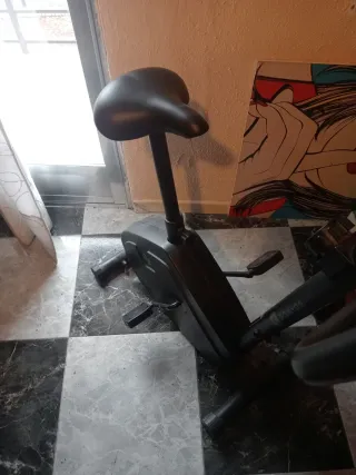 Bicicleta Estática Negra