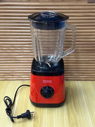 Batidora Taurus Optima Easy 1500W Roja