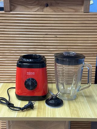 Batidora Taurus Optima Easy 1500W Roja