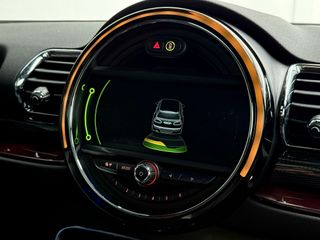 MINI CLUBMAN COOPER D 150CV etiqueta "C" (verde)