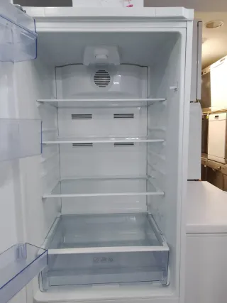Nevera Beko Blanca