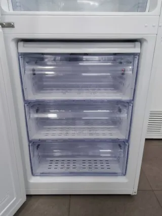 Nevera Beko Blanca