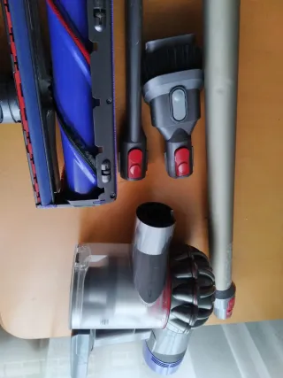 Aspiradora Dyson V8 Animal,, batería nueva