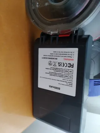 Aspiradora Dyson V8 Animal,, batería nueva