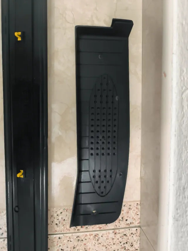 BMW E90 M umbrales y apoyapie