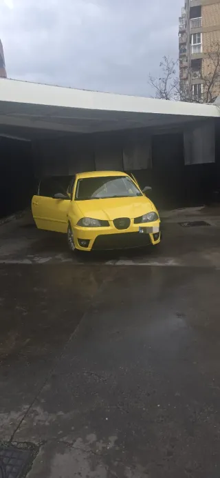 SEAT Ibiza 2004