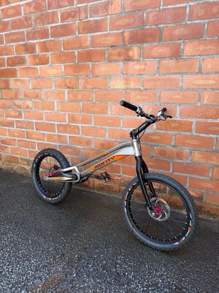 Bici de Trial Monty Kaizen 220 Pro