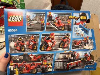 LEGO City 60084 Camión de Carreras con caja