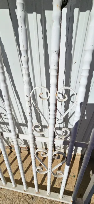 Verja de forja blanca