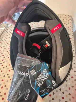 Casco Airoh Matryx Carbon Negro Talla L