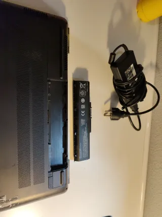 HP OMEN 17-w104ns Laptop da Gaming 17,3