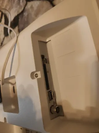 Televisión blanca autocaravana