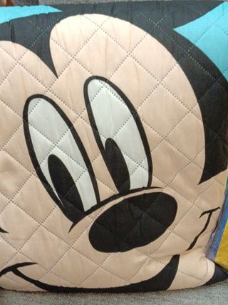 Juego de sábanas Mickey Mouse y manta