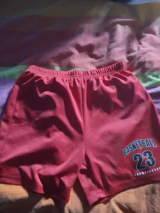 Pantalón corto deportivo baloncesto 23