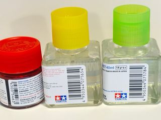 Tamiya set di 4 di X27 Colla e Adesivo per Decal