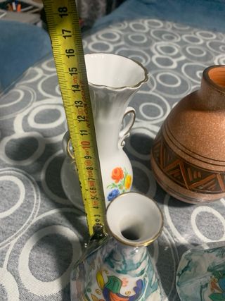 Lote 4 jarroncitos cerámica y porcelana