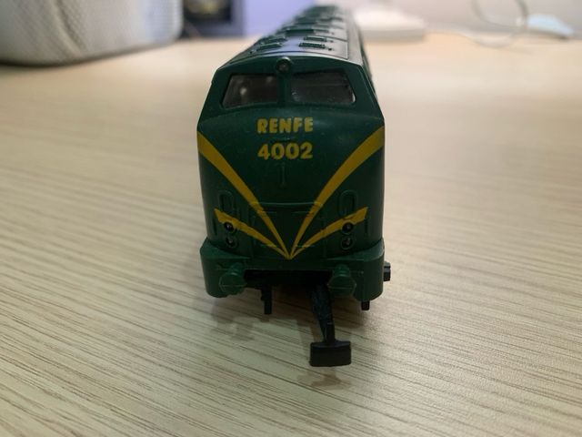 Locomotora Renfe 4002 Escala HO Escucho ofertas.