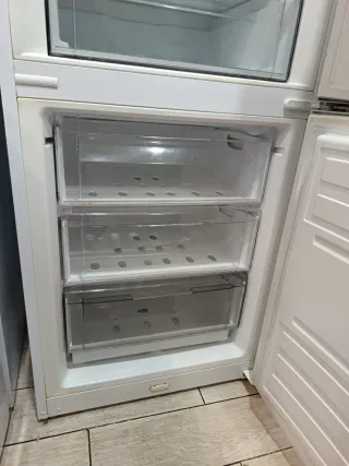 FRIGORÍFICO EDESA 2,00m A+