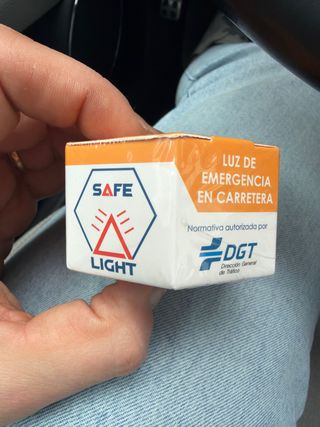 Baliza V16 Luz de Emergencia DGT sin geologeolocal