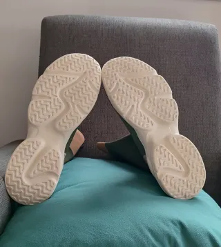 Zapatillas deportivas Duuo Talla 40 Nuevas