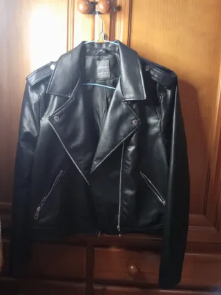 Chaqueta efecto piel Primark Talla L