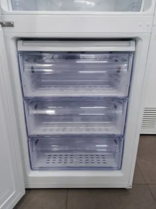 Nevera Beko Blanca
