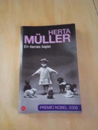 En tierras bajas (FORMATO GRANDE) (Spanish Edit...