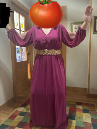 Vestido largo fiesta morado con cinturón dorado