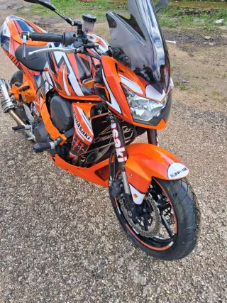 Kawasaki Z750 Naranja 2008