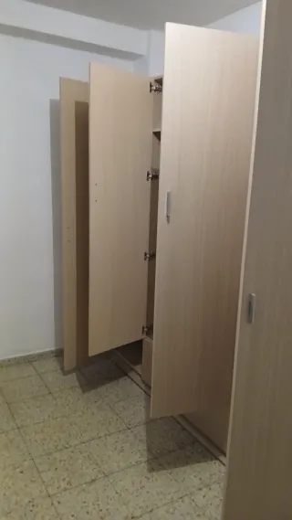 Armario 4 puertas beige madera