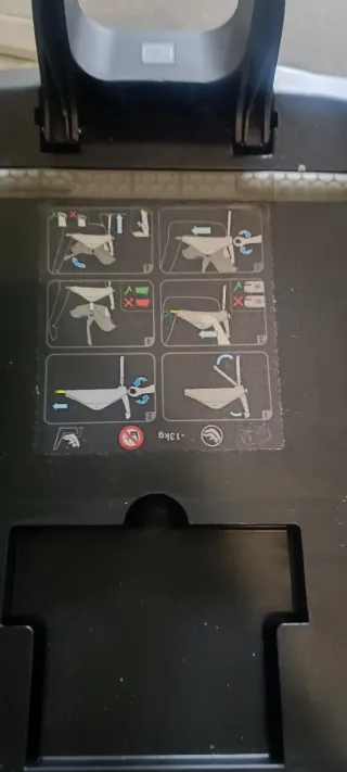 Base Isofix y cuco bebe para coche