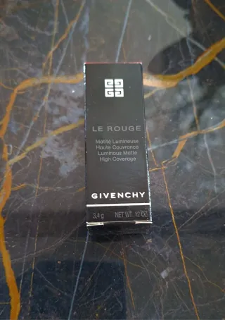 Givenchy Le Rouge Rossetto 306 Carmin