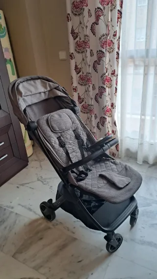 Carro de bebé Easywalker Jackey