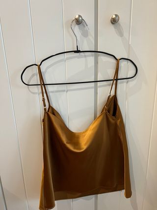 Conjunto falda y blusa satinada