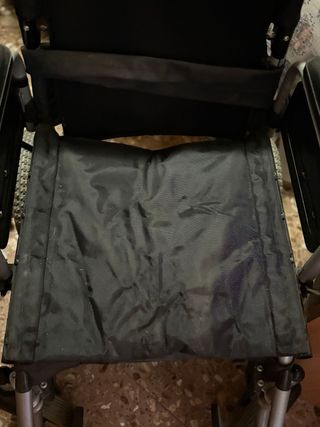 Se vende silla de ruedas electrica