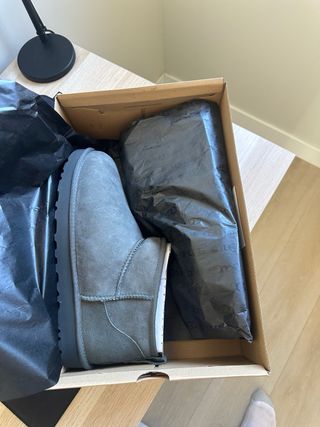 Botas UGG Classic Ultra Mini Gris Hombre