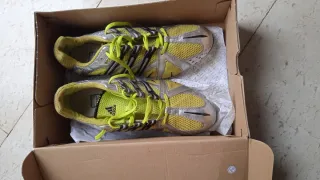 Zapatillas Adidas Atletismo Clavos Cortos Plata/Am