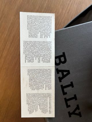 Tacones Bally Marrón y Amarillo