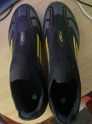 Botas de fútbol Talla 44 Nuevas