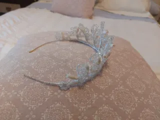 Tiara para bodas, comuniones y eventos