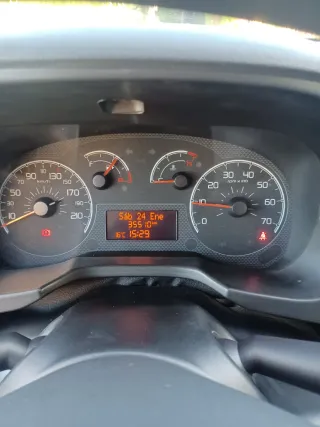 Furgoneta Peugeot Bipper 1.3cc diésel 35.500 km