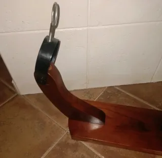 Jamonero de madera